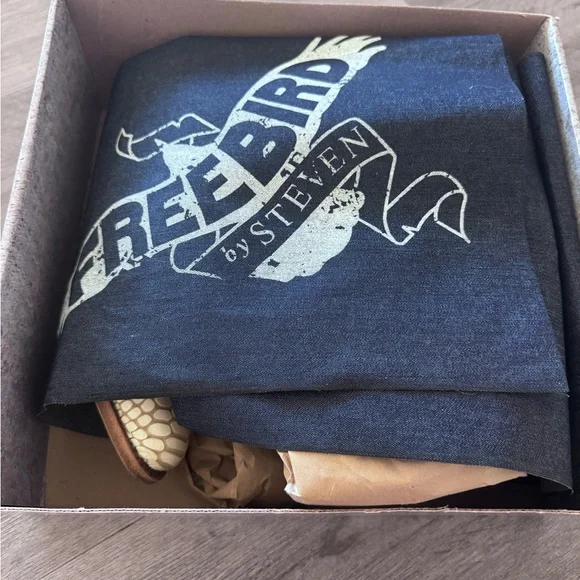 Freebird Blade Leather Ankle Boots white snake color - Picture 5 of 13